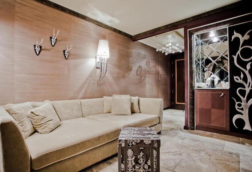 带2个卧室的公寓, Royal Castle Design & Spa