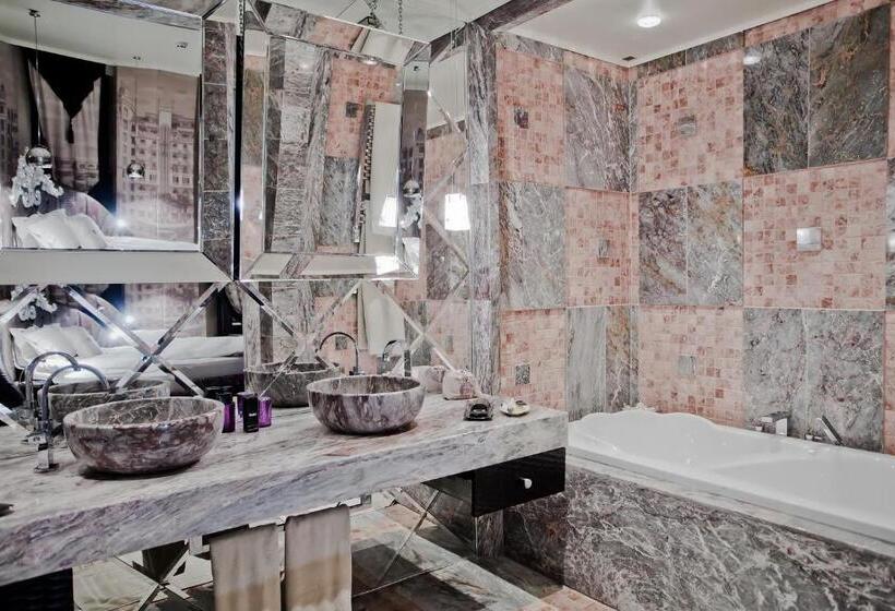 Студио Стандарт Боковой Вид на Море, Royal Castle Design & Spa