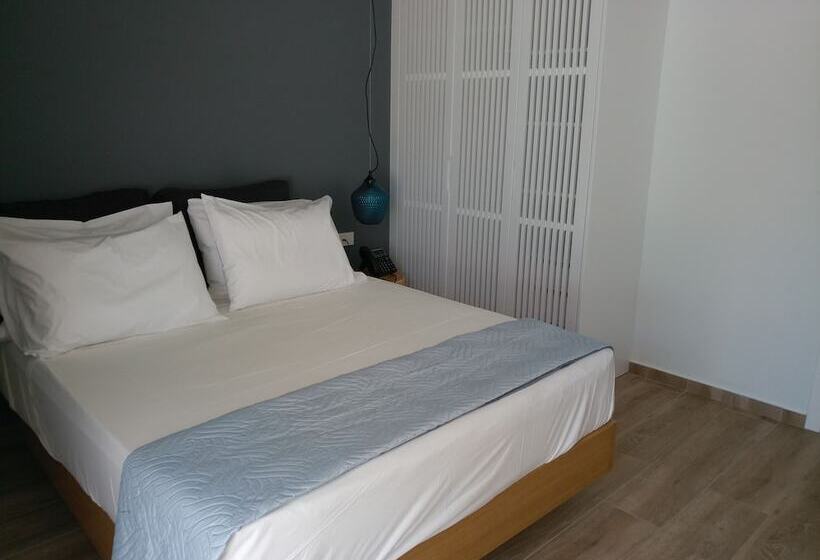 Люкс с Бассейном, Meropi Hotel & Apartments