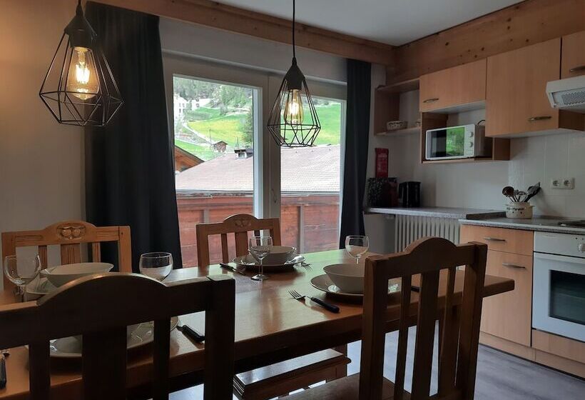 Апартаменты Comfort 2 Спальни, Gästehaus Enzian