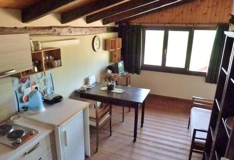Студио Стандарт Вид на Сад, Villa Margherita