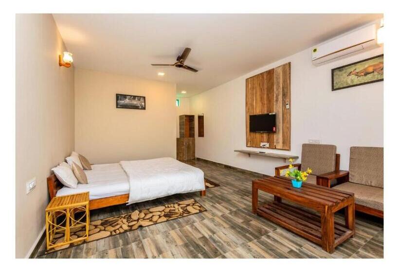 Номер Deluxe с Балконом, Grand Narmada Jungle Homestay Resort Bandhavgarh