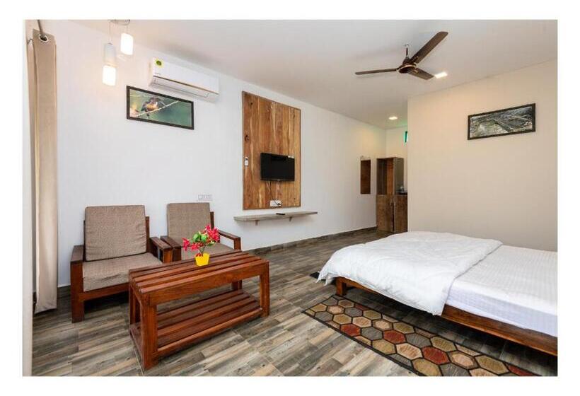 Номер Deluxe с Балконом, Grand Narmada Jungle Homestay Resort Bandhavgarh