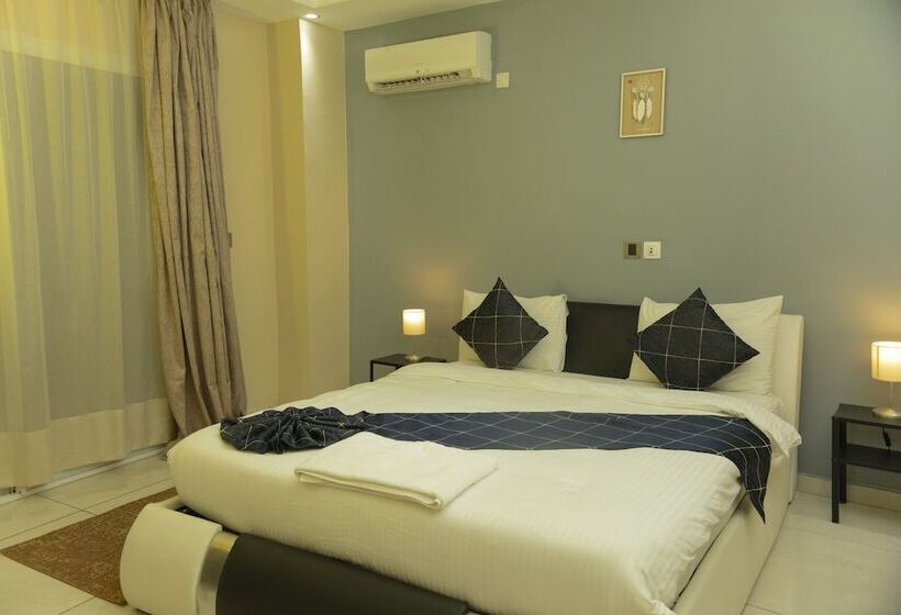 سوییت جونیور, Bnb Hotel Spa