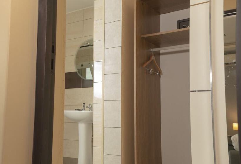 سوییت اجرایی, Bnb Hotel Spa