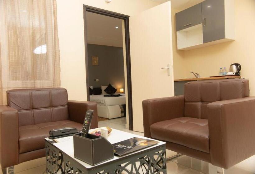 سوییت جونیور, Bnb Hotel Spa