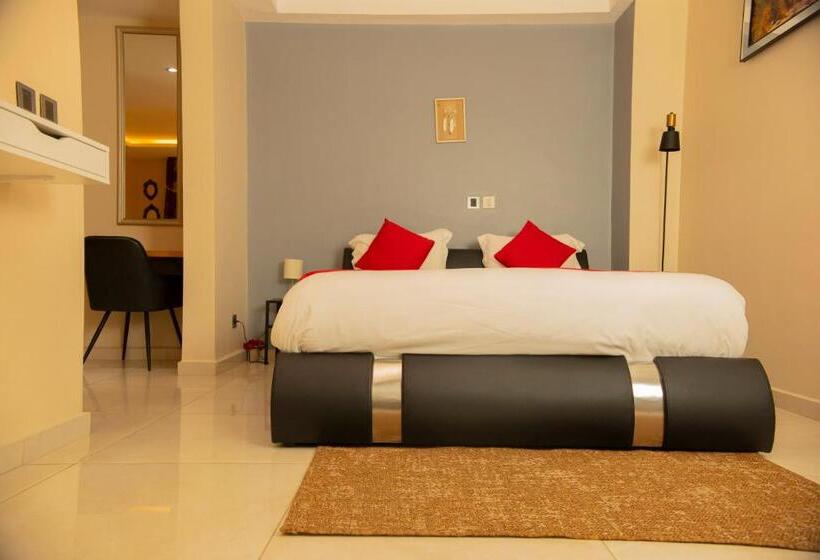 سوییت جونیور لوکس, Bnb Hotel Spa