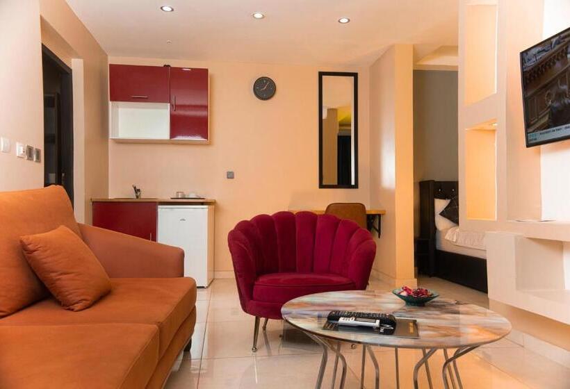 سوییت, Bnb Hotel Spa