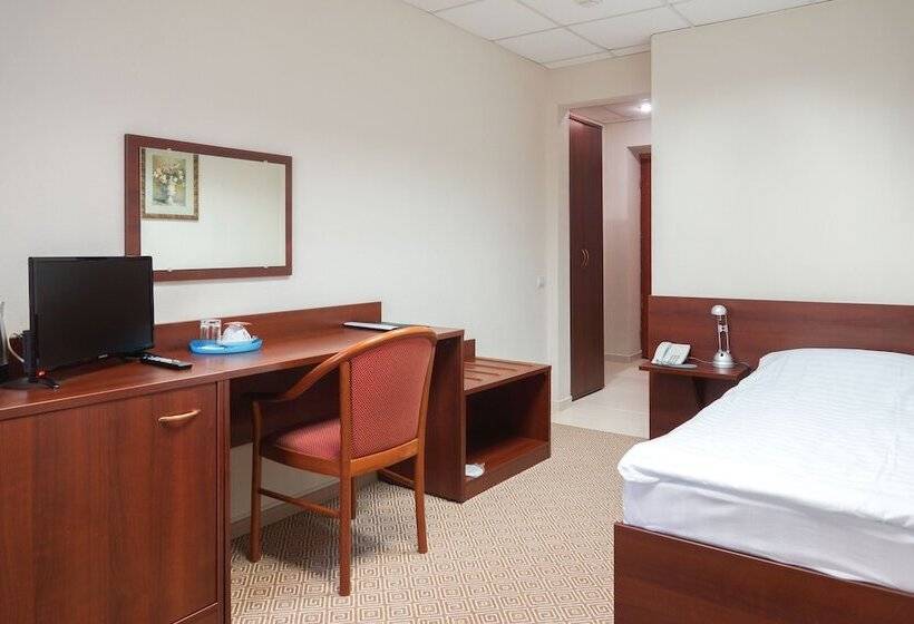 اتاق استاندارد یک نفره, City Hotel