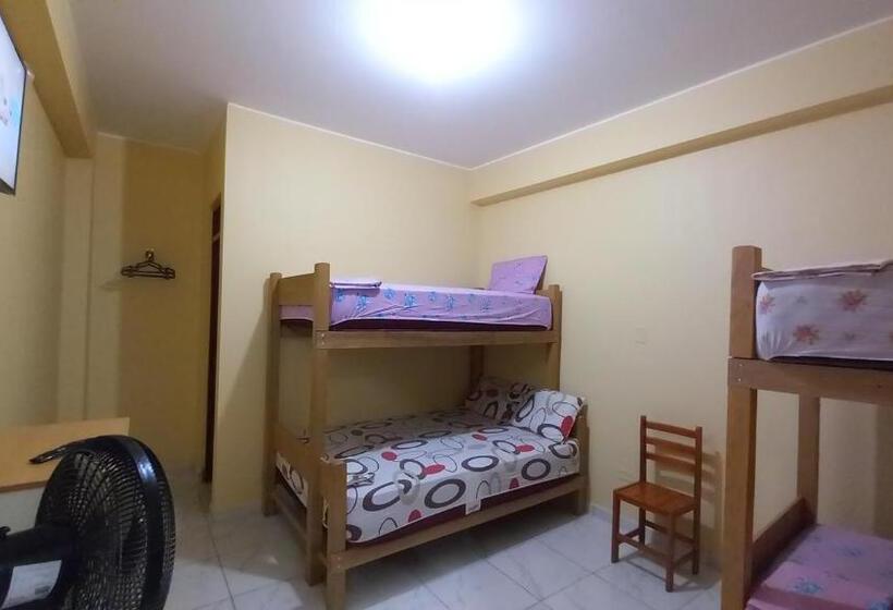 استودیو خانوادگی, Hospedaje Ola Marina