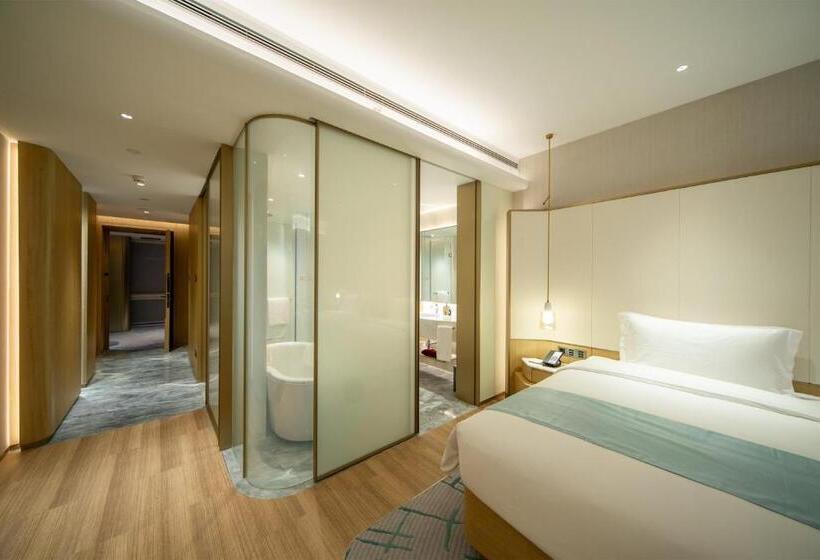 Номер Стандарт Кровать Кинг Адаптированный для Инвалидов, Wyndham Garden Jinjiang