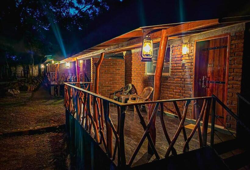 اتاق لوکس خانوادگی, Birds Paradise Inn