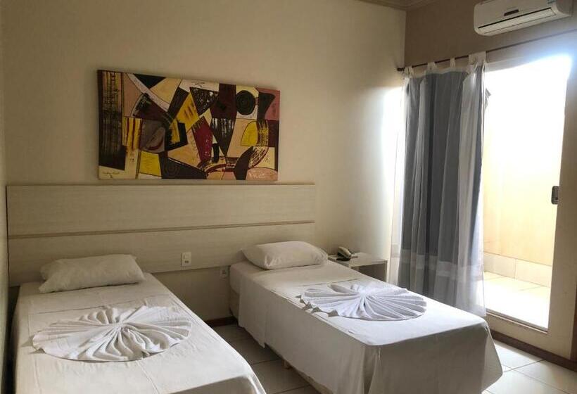 스탠다드 트리플 룸, Roma Palace