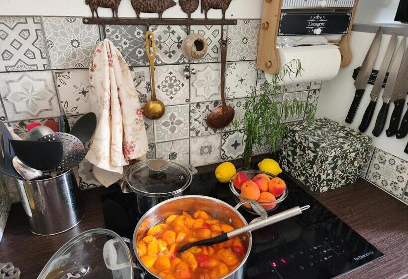 اتاق استاندارد با چشم‌انداز باغ, Le Clos Pascaline