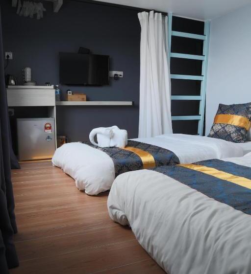 Family Suite, Top Garden