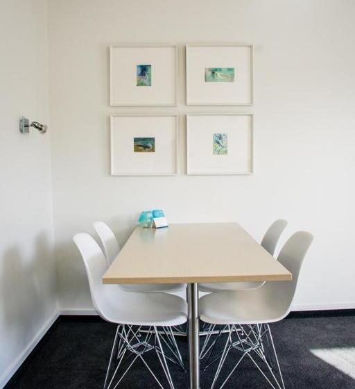 1 Bedroom Apartment Lake View, Radfords On The Lake