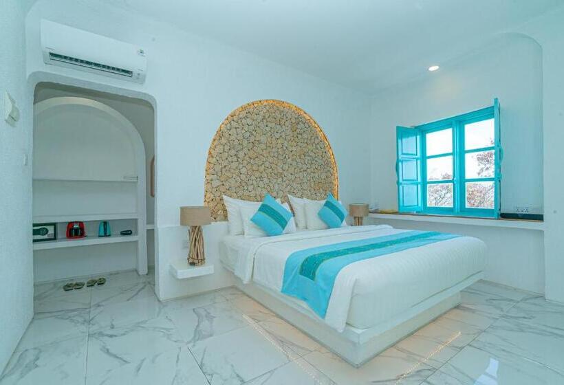 Полулюкс с Бассейном, Loccal Collection Hotel Komodo