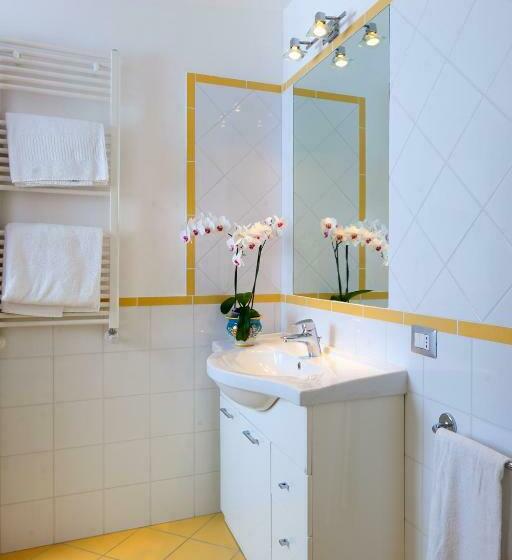 Quarto Estandar com Sacada, Bed And Breakfast Sunflower
