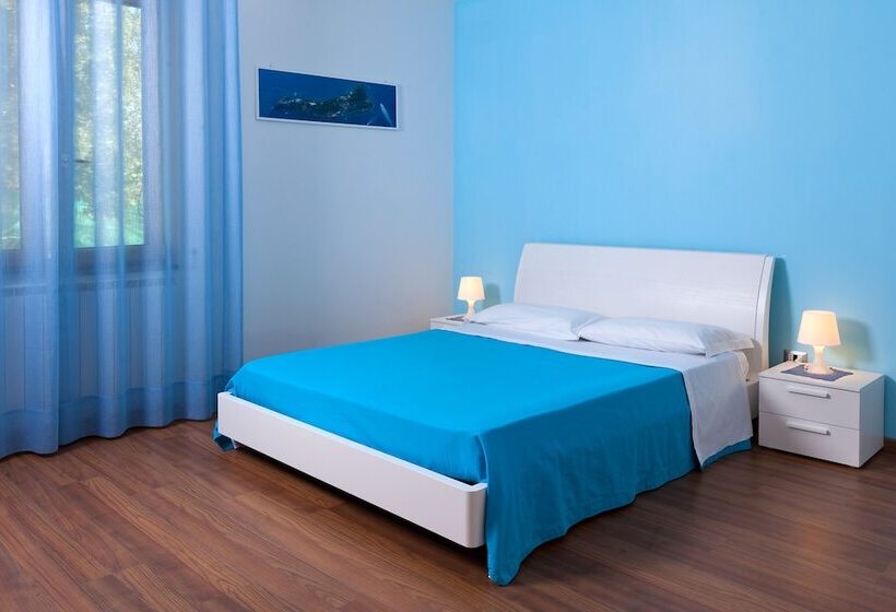 Quarto Estandar com Sacada, Bed And Breakfast Sunflower
