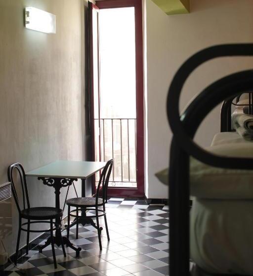 Номер Стандарт, Hostel New York