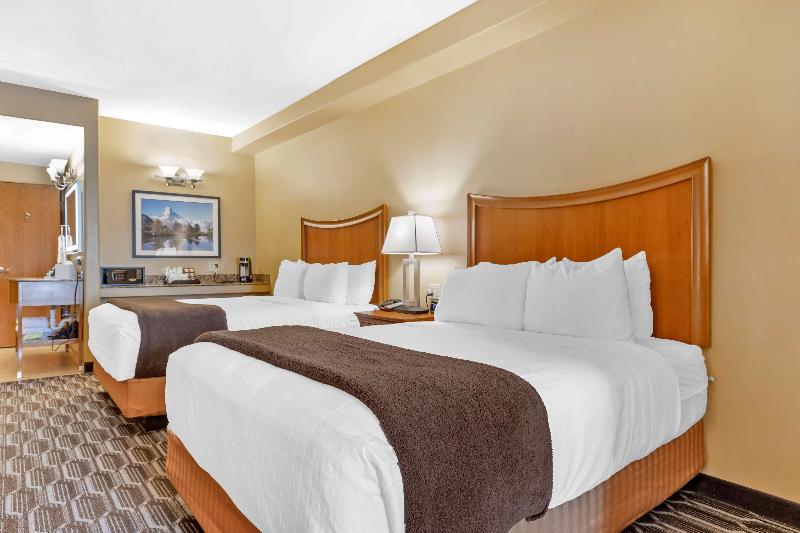 Люкс Кровать Кинг, Best Western Plus Swiss Chalet Hotel & Suites