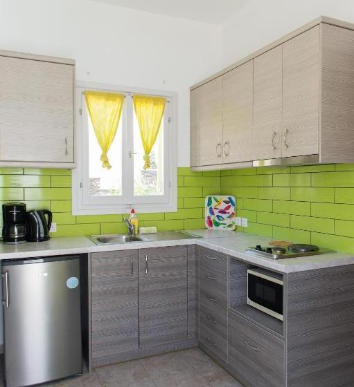 Студия Стандарт, Morpheas Pension Rooms & Apartments