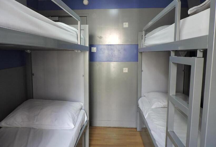 공동 객실, The White Tulip Hostel