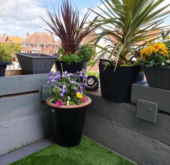 سوییت خانوادگی, Whitby Central Close To Beach Pier Flowergate