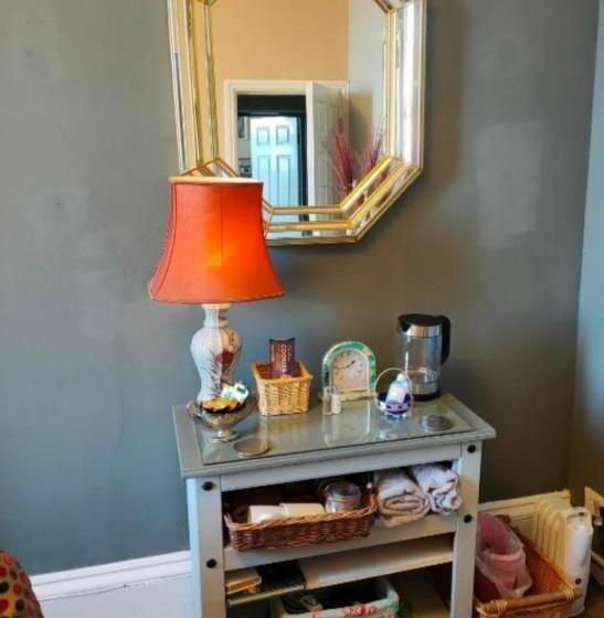 اتاق لوکس با تخت بزرگ, Whitby Central Close To Beach Pier Flowergate
