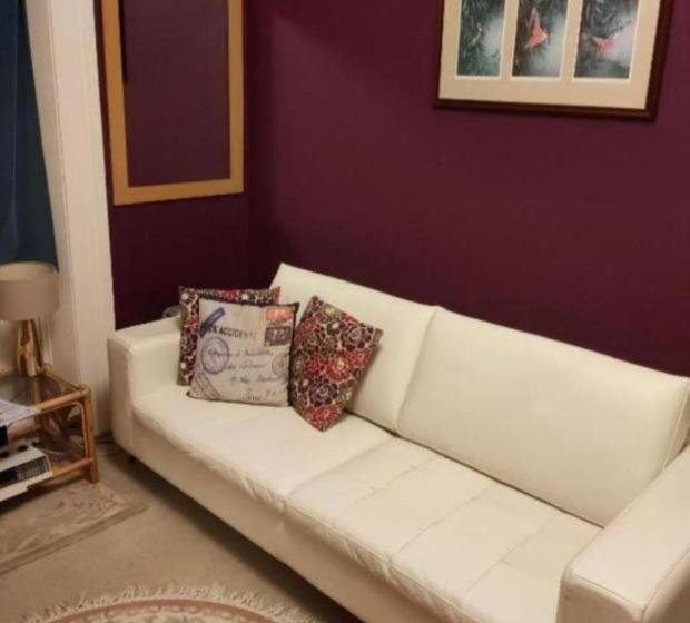 اتاق استاندارد چهارنفره با بالکن, Whitby Central Close To Beach Pier Flowergate