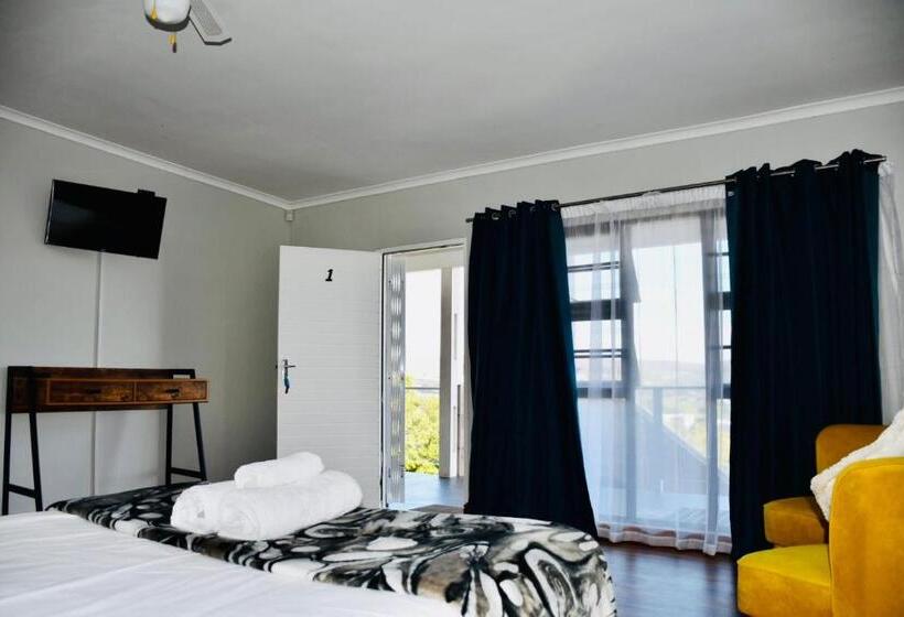 اتاق لوکس, Friendz Guesthouse