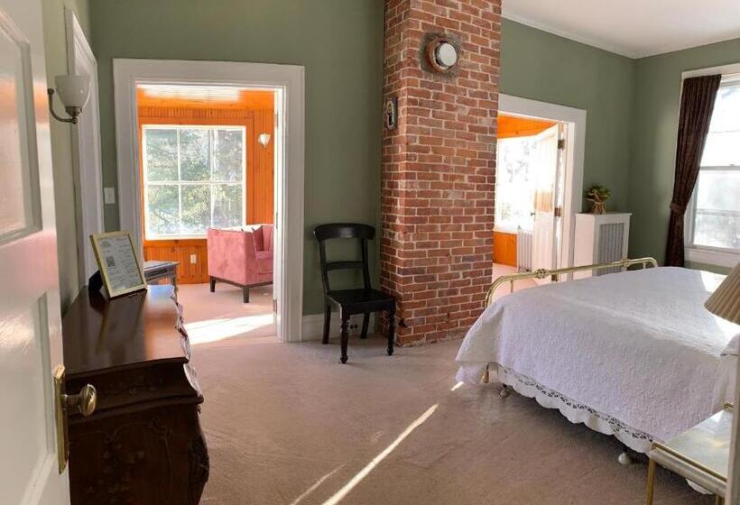 Люкс Deluxe Кровать Кинг, Franklin Manor Bed And Breakfast