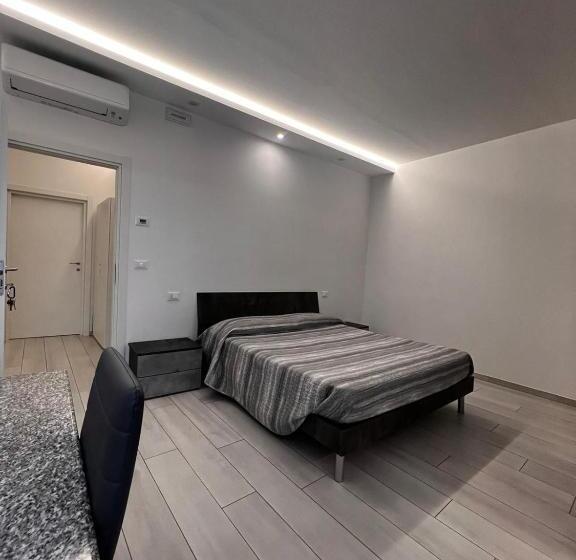 اتاق استاندارد, Roomscarli