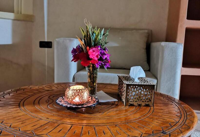 Люкс Deluxe Кровать Кинг, Oasis Tilogui   Luxury Hotel In Zagora