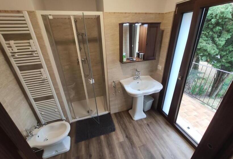 اتاق استاندارد با بالکن, B&b Il Fienile