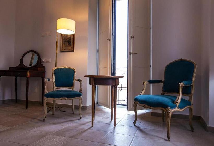 Quarto Triplo Estandar Vista Jardim, Palazzo Cantarella Stella Cilento