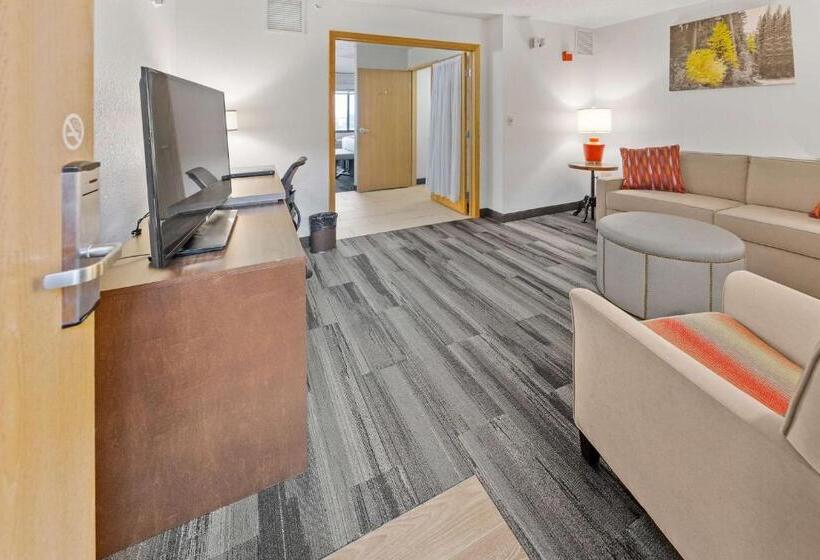 스위트 킹사이즈 침대, Best Western Plus Mccall Lodge And Suites