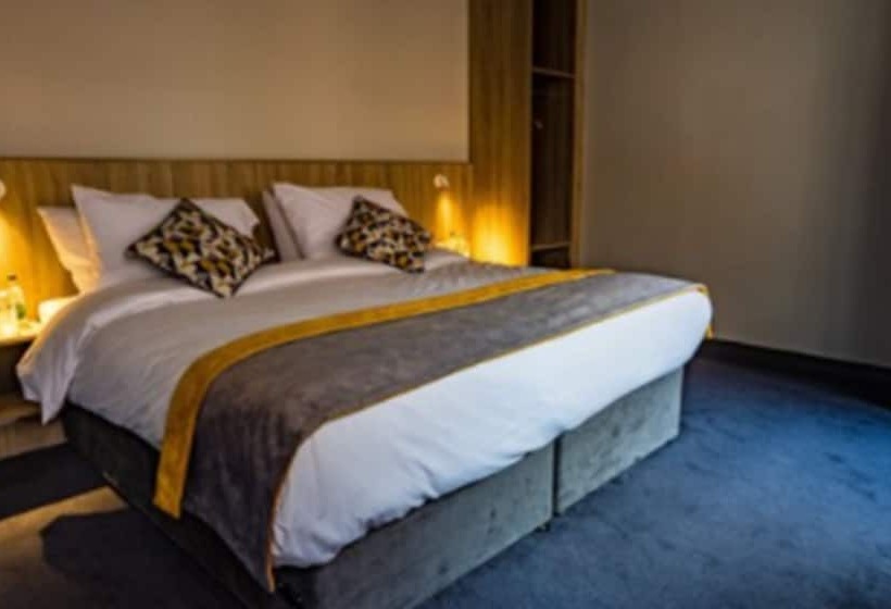 اتاق استاندارد چهار تخته, The Old Quarter Townhouse
