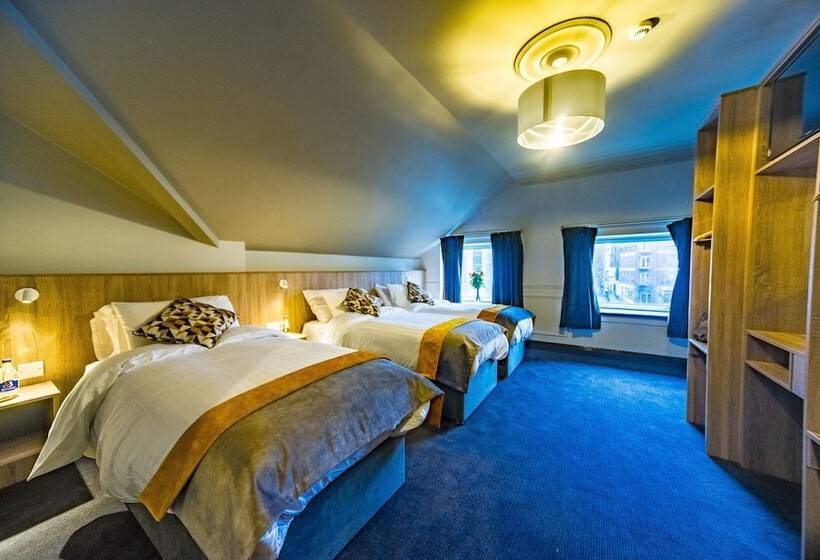اتاق استاندارد چهار تخته, The Old Quarter Townhouse