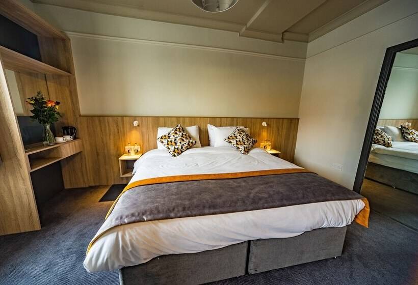 اتاق استاندارد, The Old Quarter Townhouse