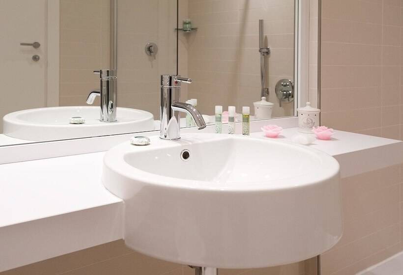 Номер Superior со СПА доступом, Unahotels Le Terrazze Treviso Hotel & Residence