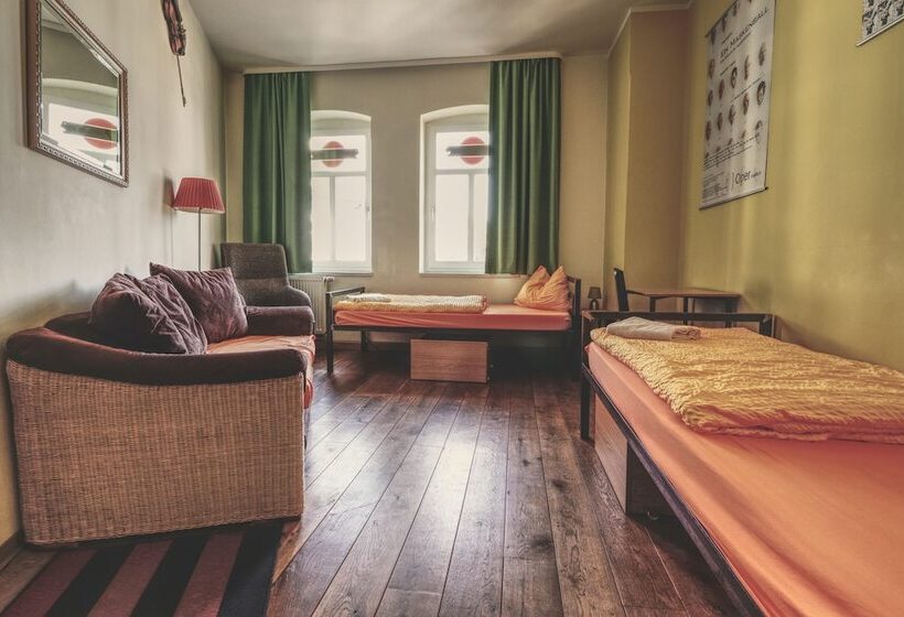 Номер Стандарт Совместная Ванная, Opera Hostel
