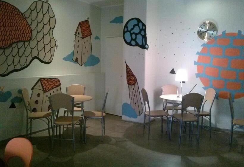 اتاق خانوادگی, Zinc Old Town  Hostel
