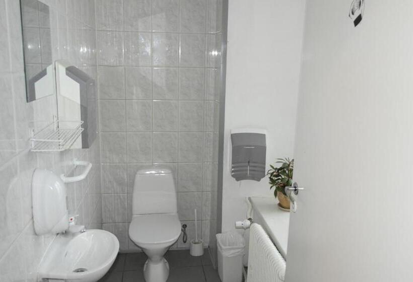 اتاق استاندارد چهار تخته, Zinc Old Town  Hostel