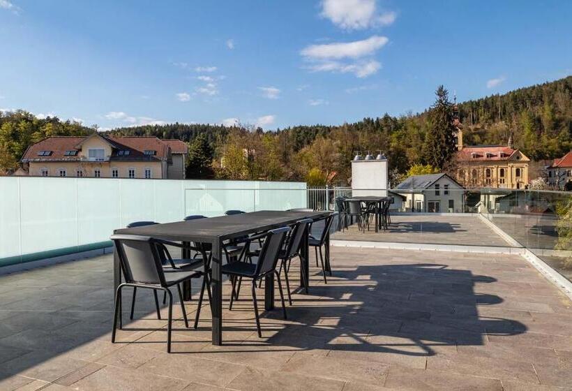 سوییت خانوادگی, Luxury Apartment Monte Carlo