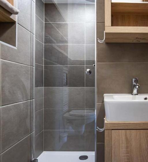 اتاق اکونومی, Luxury Apartment Monte Carlo