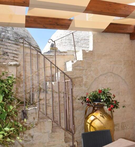 Quarto Familiar, Quei Trulli Divini