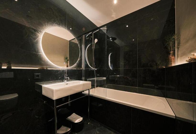 استودیوی لوکس, Stadshotel Weert