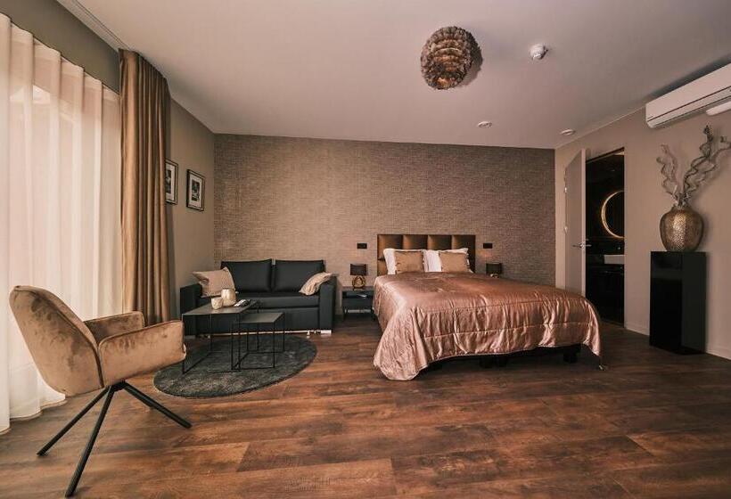 استودیوی لوکس, Stadshotel Weert