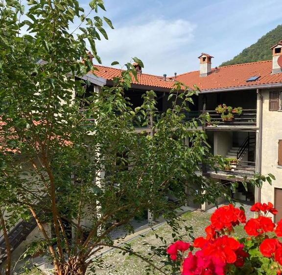 Четырехместный Номер Стандарт, B&b La Corte Del Segrino